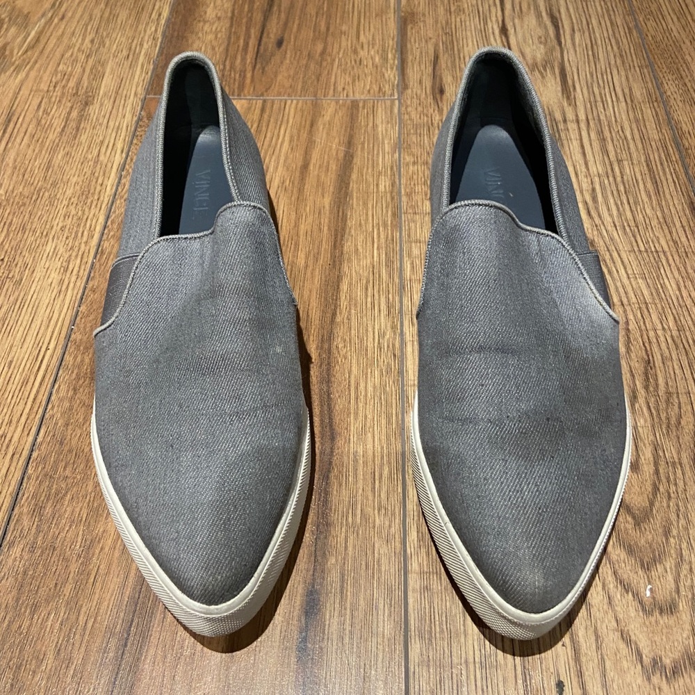 Vince Grey Sneaker  size 7. NWOT